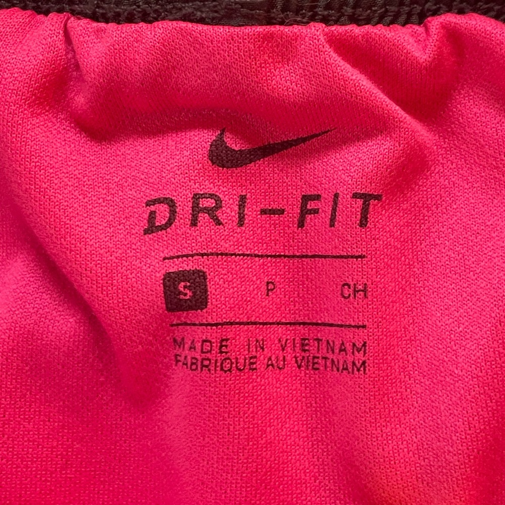 Nike running shorts - Picture 3 of 7